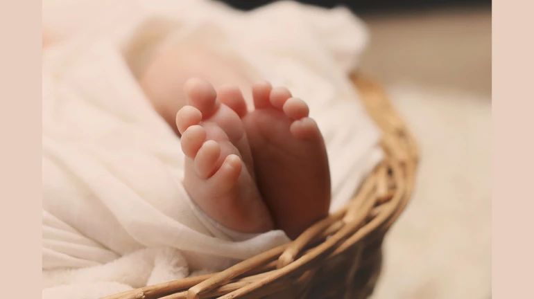 196 नवजात बाळांची कोरोनावर मात 196 नवजात बाळांची कोरोनावर मात