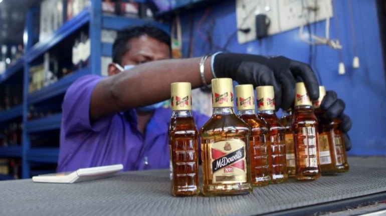 BMC permits liquor shops to begin home delivery across Mumbai