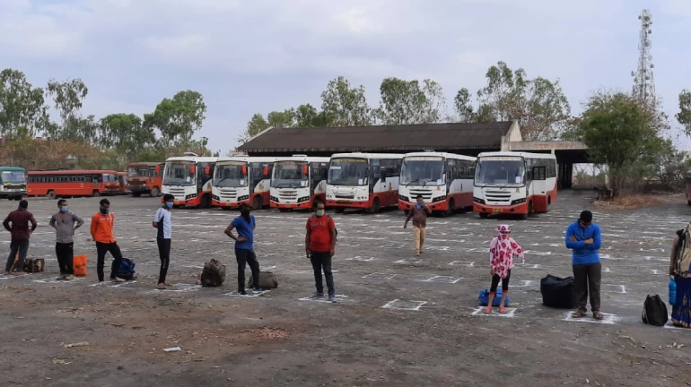 एसटीची मोठी धाव, ५ लाखांहून अधिक परप्रांतीय मजुरांना पोहोचवलं एसटीची मोठी धाव, ५ लाखांहून अधिक परप्रांतीय मजुरांना पोहोचवलं