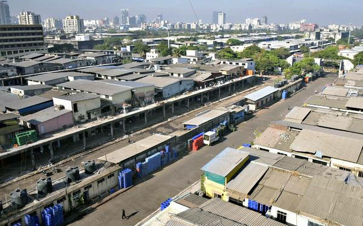 Vegetable supply in APMC market declines by 53 per cent