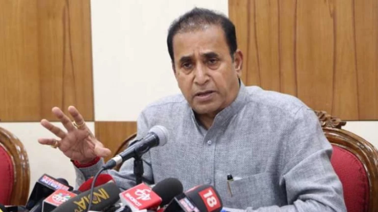 गृहमंत्र्यांचा मोठा निर्णय ! कोविड-१९ प्रादुर्भाव संपेपर्यंत पोलिसांना सेवा निवासस्थान ठेवण्याची मुभा गृहमंत्र्यांचा मोठा निर्णय ! कोविड-१९ प्रादुर्भाव संपेपर्यंत पोलिसांना सेवा निवासस्थान ठेवण्याची मुभा