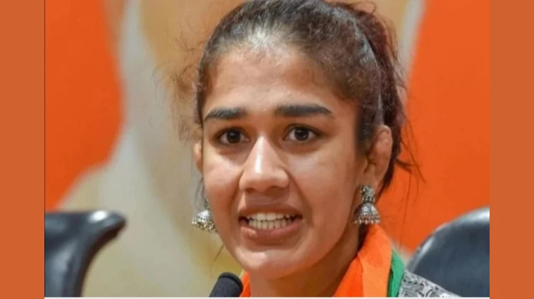 'करण जौहर कौन है, क्या गंध फैला रखी है', महिला पहलवान ने करन जौहर पर उतारा गुस्सा 'करण जौहर कौन है, क्या गंध फैला रखी है', महिला पहलवान ने करन जौहर पर उतारा गुस्सा