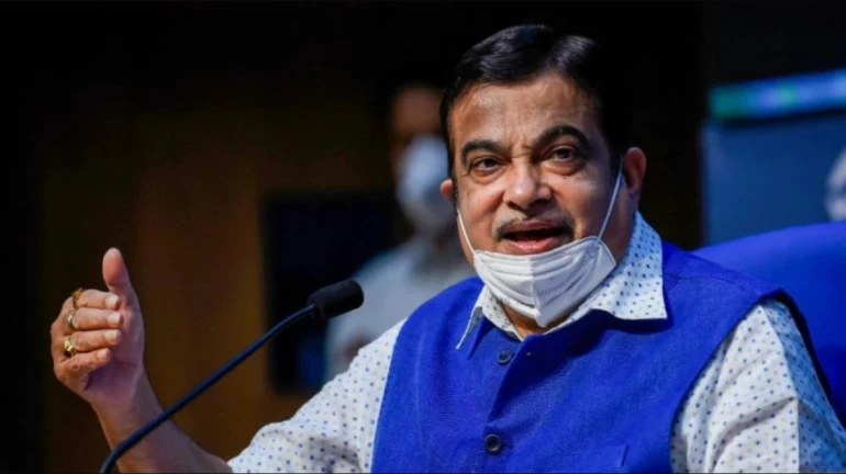 Gadkari suggests measures to control flood situation in Mumbai; writes to CM