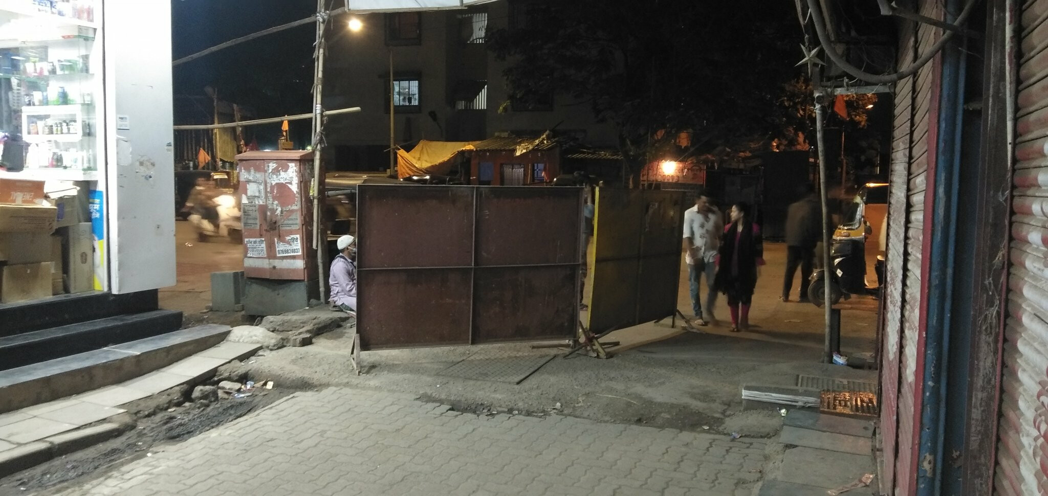 मुंबई के इन क्षेत्रों में सख्त लाॅकडाऊन