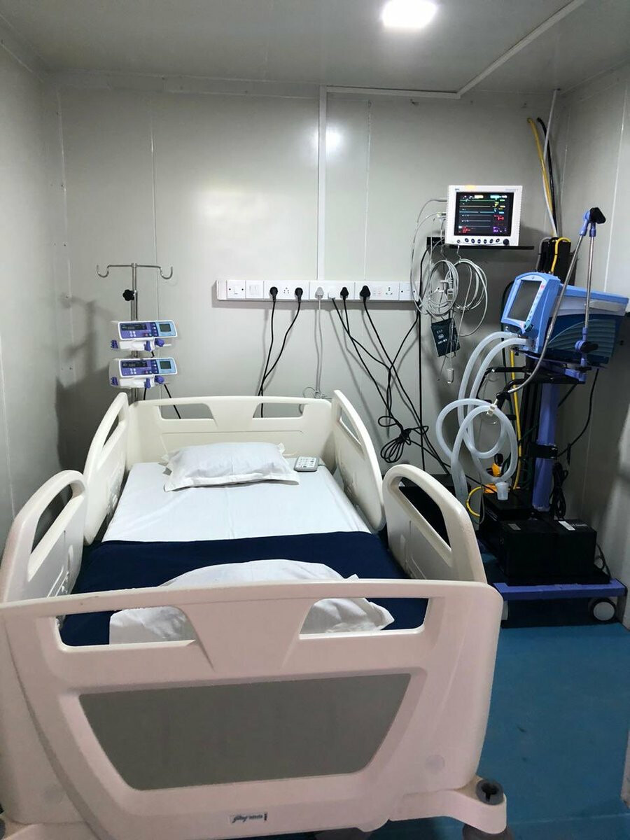 मुंबईत 'या' ठिकाणी कंटेनरमध्ये उभारलं आयसीयू केंद्र