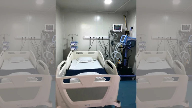 मुंबईत 'या' ठिकाणी कंटेनरमध्ये उभारलं आयसीयू केंद्र मुंबईत 'या' ठिकाणी कंटेनरमध्ये उभारलं आयसीयू केंद्र