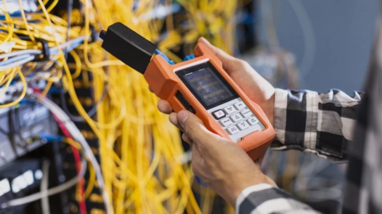 MSEDCl insurance cover: कोरोनाने मृत्यू झाल्यास महानिर्मिती कर्मचाऱ्यांच्या वारसांना ३० लाख मिळणार MSEDCl insurance cover: कोरोनाने मृत्यू झाल्यास महानिर्मिती कर्मचाऱ्यांच्या वारसांना ३० लाख मिळणार