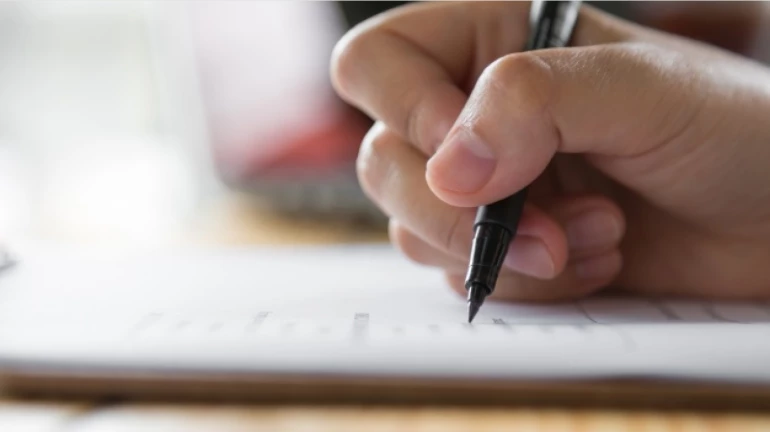 NEET, JEE Main 2020 परीक्षा आता सप्टेंबरमध्ये NEET, JEE Main 2020 परीक्षा आता सप्टेंबरमध्ये