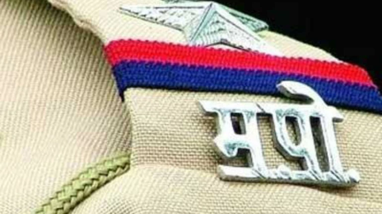 Exclusive गैरहजर राहणाऱ्या अत्यावश्यक सेवेतील ६ पोलिसांवर गुन्हे दाखल Exclusive गैरहजर राहणाऱ्या अत्यावश्यक सेवेतील ६ पोलिसांवर गुन्हे दाखल