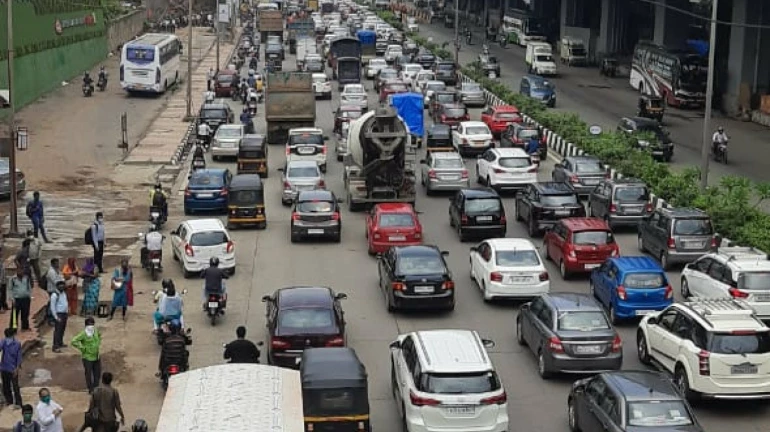 Mumbai: Heavy traffic witnessed across the city post-2 km-rule