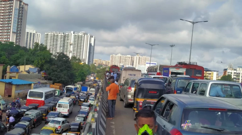 Uddhav Thackeray defends '2km rule' imposed by Mumbai Police Uddhav Thackeray defends '2km rule' imposed by Mumbai Police