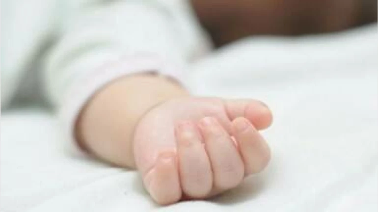धक्कादायक! मोठ्यांच्या भांडणातून ४ वर्षाच्या चिमुकल्याची गळा आवळून हत्या धक्कादायक! मोठ्यांच्या भांडणातून ४ वर्षाच्या चिमुकल्याची गळा आवळून हत्या