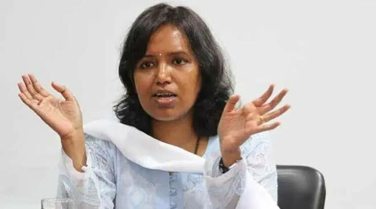 १०वी, १२वीच्या विद्यार्थ्यांसाठी 'जिओ ज्ञानगंगा'