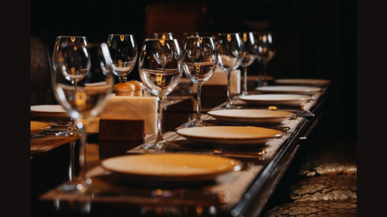 मुंबई के रेस्तरां को जल्द ही मिल सकता है डाइन-इन टाइमिंग में विस्तार मुंबई के रेस्तरां को जल्द ही मिल सकता है डाइन-इन टाइमिंग में विस्तार