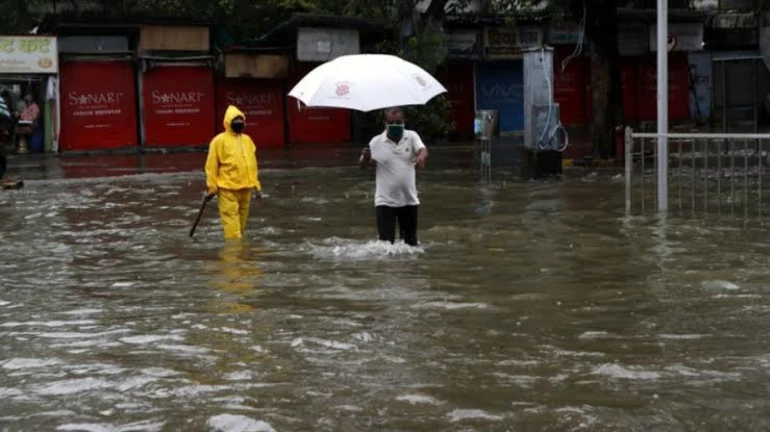 Mumbai Rains: Incessant downpour continues Mumbai Rains: Incessant downpour continues