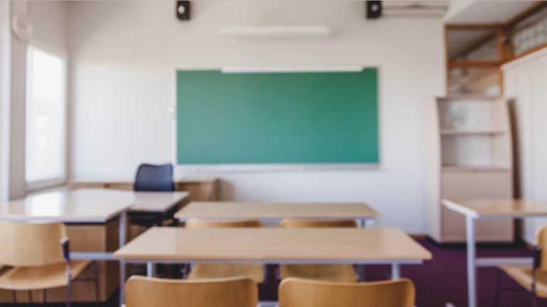 Maharashtra Education Department asks for suggestions on the fee act Maharashtra Education Department asks for suggestions on the fee act