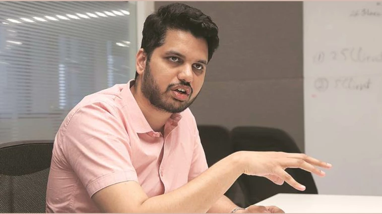 University Exam : सप्टेंबरमध्ये परीक्षा घेण्याचं लॉजिक काय? वरुण सरदेसाईंचा UGC ला प्रश्न University Exam : सप्टेंबरमध्ये परीक्षा घेण्याचं लॉजिक काय? वरुण सरदेसाईंचा UGC ला प्रश्न