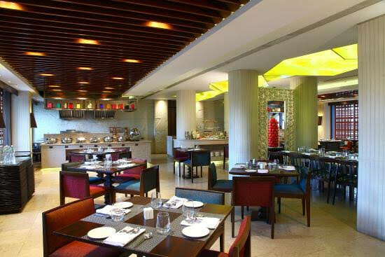 होटल शुरू तो हुए लेकिन ग्राहकों को कम रहा प्रतिसाद