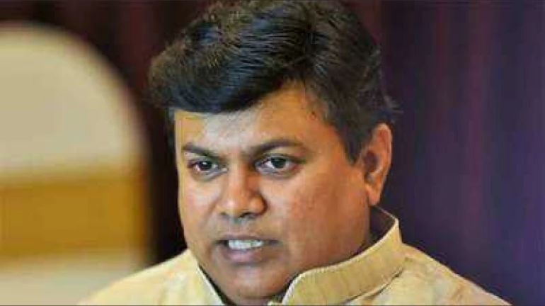 मुंबई में अनाधिकृत घोषित स्कूलों को शर्तों के अधीन मंजूरी देने को लेकर सरकार सकारात्मक मुंबई में अनाधिकृत घोषित स्कूलों को शर्तों के अधीन मंजूरी देने को लेकर सरकार सकारात्मक