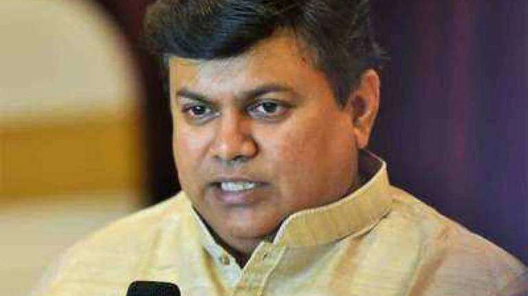 University Exams 2020: विद्यार्थ्यांचं आरोग्य, भविष्याचा विचार करूनच परीक्षा रद्द- उदय सामंत University Exams 2020: विद्यार्थ्यांचं आरोग्य, भविष्याचा विचार करूनच परीक्षा रद्द- उदय सामंत