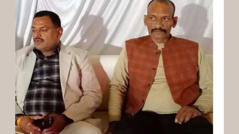 गैंगस्टर विकास दुबे के दो साथी मुंबई से गिरफ्तार गैंगस्टर विकास दुबे के दो साथी मुंबई से गिरफ्तार