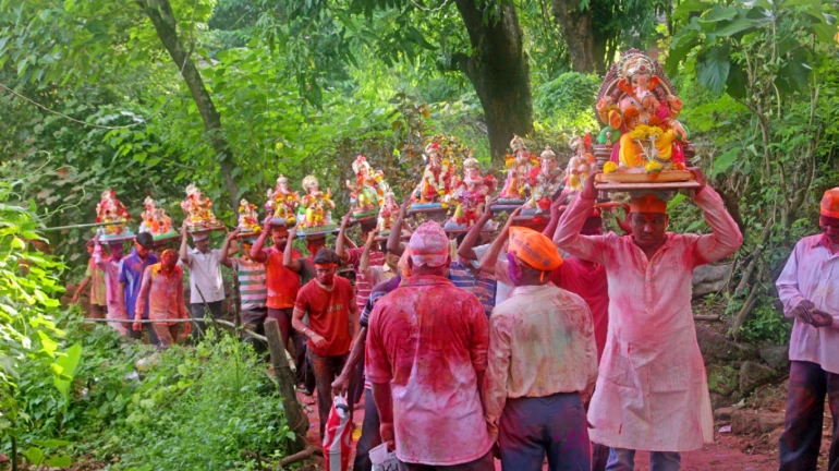 गणेशोत्सवासाठी कोकणात जाणाऱ्यांसाठी बस सोडा- राजू पाटील गणेशोत्सवासाठी कोकणात जाणाऱ्यांसाठी बस सोडा- राजू पाटील