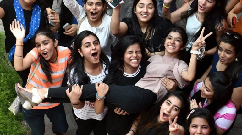 बारावीच्या निकालात मुलींची बाजी, राज्याचा निकाल ९०.६६ टक्के बारावीच्या निकालात मुलींची बाजी, राज्याचा निकाल ९०.६६ टक्के