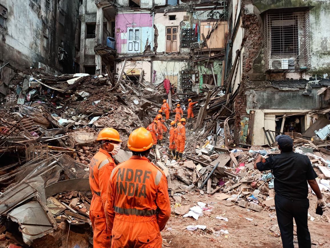 कालच्या मुसळधार पावसात ‘इतक्या’ दुर्घटना मुंबईत घडल्या