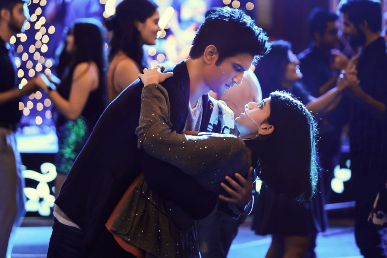 सुशांत सिंह राजपूत की फिल्म 'दिल बेचारा' का एक और गाना 'तारे गिन' हुआ रिलीज