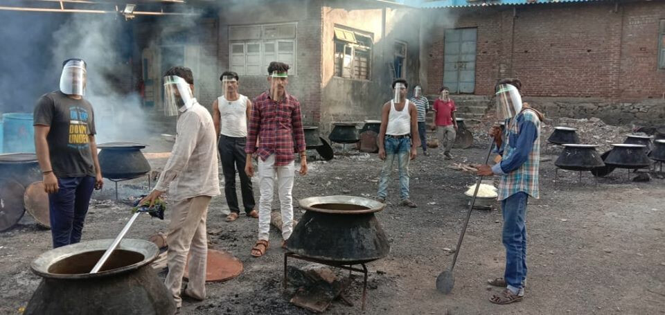 100 Days of Bhiwandi: One Community Kitchen Tells An Inspiring Story of Giving Back During COVID-19