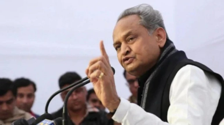 Shiv Sena backs Ashok Gehlot amid political stir in Rajasthan Shiv Sena backs Ashok Gehlot amid political stir in Rajasthan