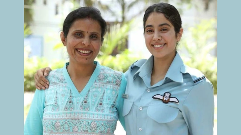 गुंजन सक्सेना की प्रेरक यात्रा मेरी सबसे बड़ी सीख - जान्हवी कपूर गुंजन सक्सेना की प्रेरक यात्रा मेरी सबसे बड़ी सीख - जान्हवी कपूर