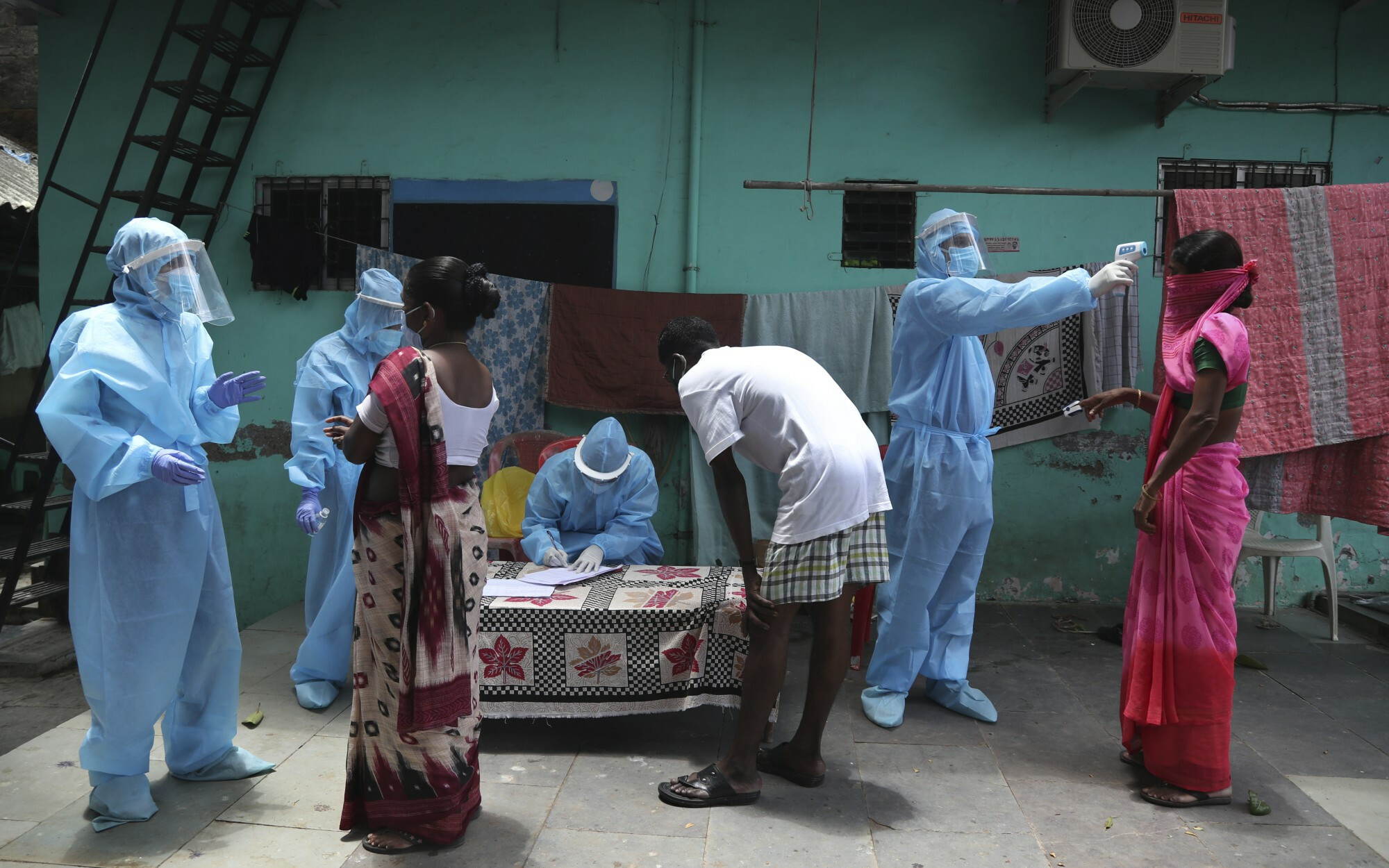 सोसायटी में अगर बनाना है कोरोना केंद्र तो इन नियमों का करना होगा पालन