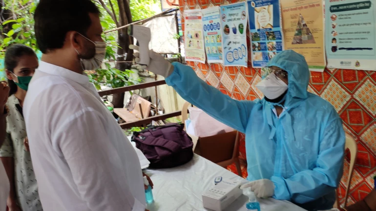 अंधेरी में 'उस' इमारत में कोरोना से संक्रमित 22 लोग अंधेरी में 'उस' इमारत में कोरोना से संक्रमित 22 लोग