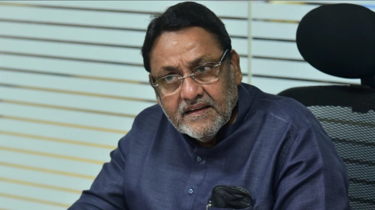 नवाब मलिक ने दवाई कंपनियों को दी चुनौती, महाराष्ट्र को सप्लाई न करने पर स्टॉक को जब्त किया जाएगा नवाब मलिक ने दवाई कंपनियों को दी चुनौती, महाराष्ट्र को सप्लाई न करने पर स्टॉक को जब्त किया जाएगा