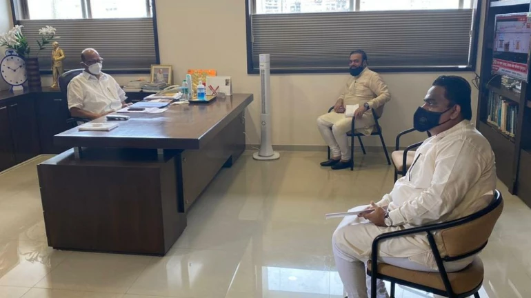 बकरा ईद: मुस्लिम नेता एनसीपी प्रमुख शरद पवार से मिले