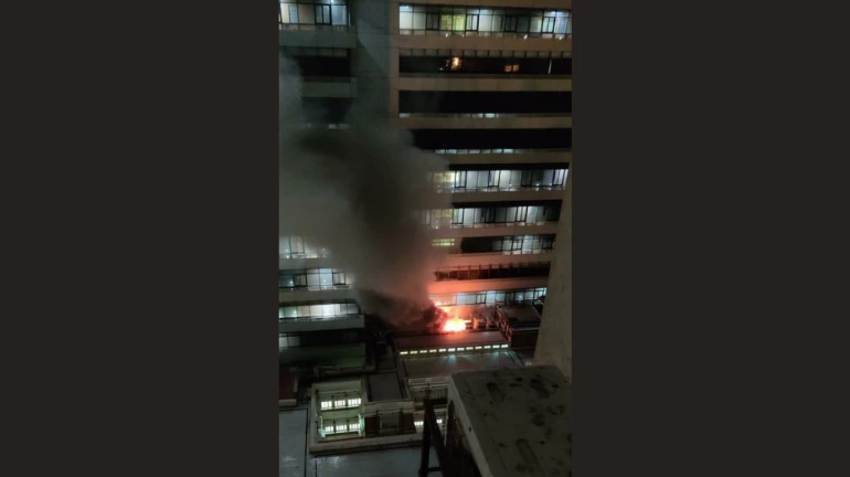 ग्रांट रोड के रिलायंस फाउंडेशन अस्पताल में लगी आग