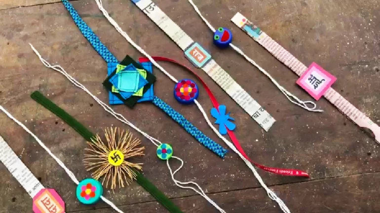 Raksha Bandhan 2020 : भाऊरायासाठी 'अशा' बनवा घरी इकोफ्रेंडली राख्या Raksha Bandhan 2020 : भाऊरायासाठी 'अशा' बनवा घरी इकोफ्रेंडली राख्या
