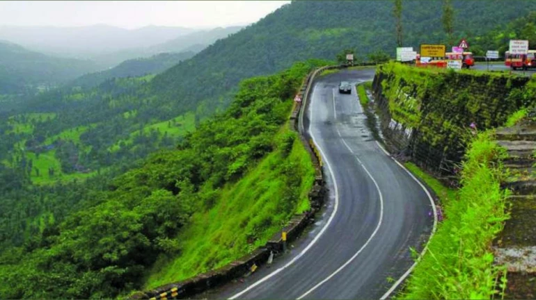 Mumbai Rains : मुंबई-गोवा राष्ट्रीय महामार्ग बंद, या मार्गावरून वळवली वाहतूक Mumbai Rains : मुंबई-गोवा राष्ट्रीय महामार्ग बंद, या मार्गावरून वळवली वाहतूक