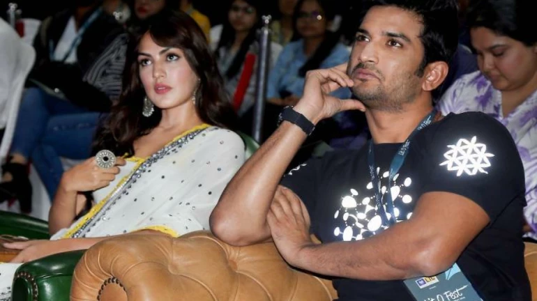 कहानी मे आया ट्विस्ट ! हे कारण पुढे करत रियाने सुशांतच्या बहिणीविरोधात केली तक्रार कहानी मे आया ट्विस्ट ! हे कारण पुढे करत रियाने सुशांतच्या बहिणीविरोधात केली तक्रार