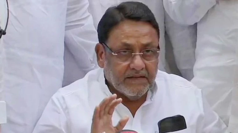 राष्ट्रवादीचे आमदार फुटणार ही तर केवळ अफवा- नवाब मलिक राष्ट्रवादीचे आमदार फुटणार ही तर केवळ अफवा- नवाब मलिक