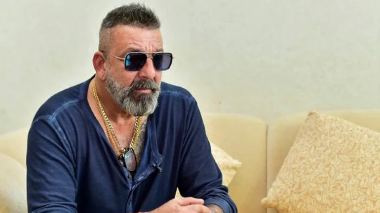 UAE सरकार की तरफ से अभिनेता संजय दत्त को दिया गया गोल्डन वीजा UAE सरकार की तरफ से अभिनेता संजय दत्त को दिया गया गोल्डन वीजा