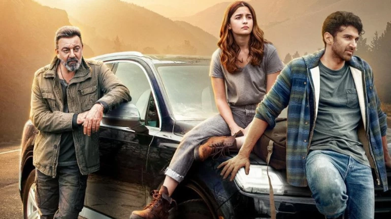 Sadak 2 Trailer: सड़क पर एक नई कहानी लिखने आए संजय, आलिया और आदित्य Sadak 2 Trailer: सड़क पर एक नई कहानी लिखने आए संजय, आलिया और आदित्य