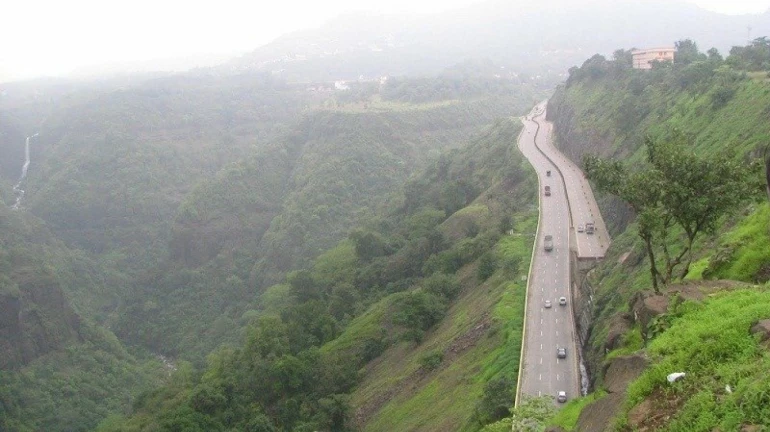 Lonavala Police warns against tourists visiting the hill station on August 15 Lonavala Police warns against tourists visiting the hill station on August 15