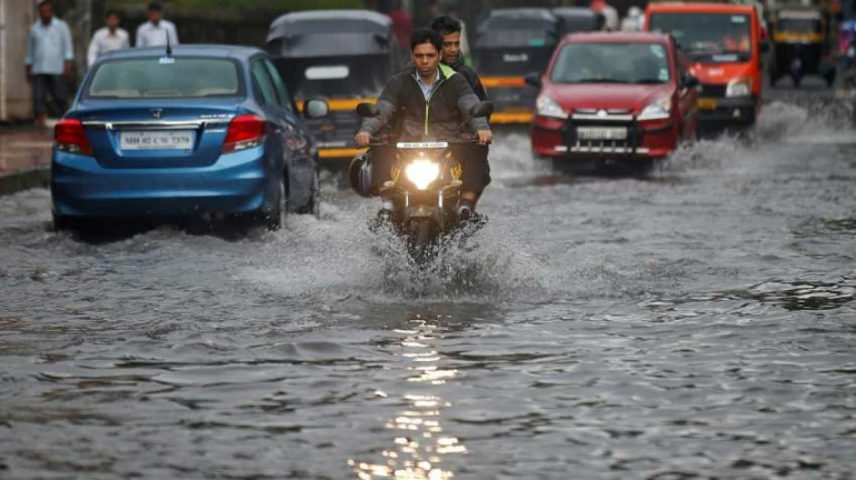१५ ऑगस्टपासून पुढचे ५ दिवस पावसाचे, हवामान खात्याचा अलर्ट १५ ऑगस्टपासून पुढचे ५ दिवस पावसाचे, हवामान खात्याचा अलर्ट