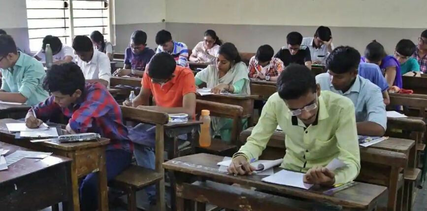 दहावी, बारावीच्या फेरपरीक्षा 'या' महिन्यात होणार