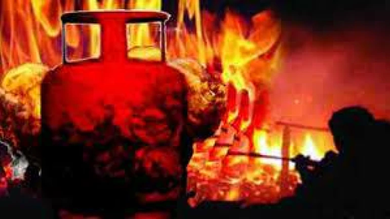 Mumbai: Two women receive severe burns due to gas leak in Chembur