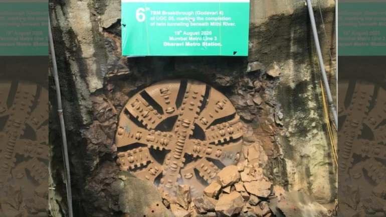 मेट्रो-३ च्या मार्गातील मिठी नदी खालील भुयारीकरणाचं काम पूर्ण मेट्रो-३ च्या मार्गातील मिठी नदी खालील भुयारीकरणाचं काम पूर्ण