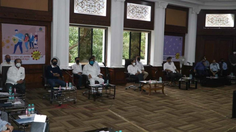 रोगापेक्षा इलाज भयंकर- उद्धव ठाकरे रोगापेक्षा इलाज भयंकर- उद्धव ठाकरे