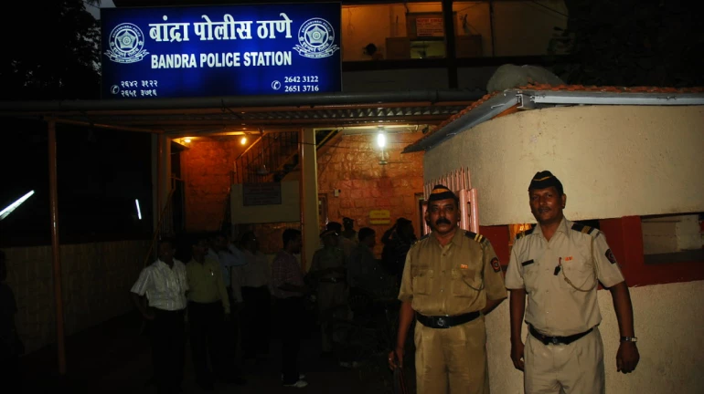 सुशांत आत्महत्या प्रकरण : अस्वस्थ वाटू लागल्याने ‘हा’ तपास अधिकारी सुट्टीवर सुशांत आत्महत्या प्रकरण : अस्वस्थ वाटू लागल्याने ‘हा’ तपास अधिकारी सुट्टीवर